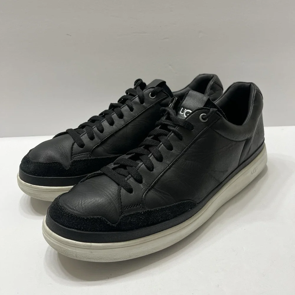 UGG Men's South Bay Lightweight Low-Top Full Grain Leather Sneaker Men's 11.5